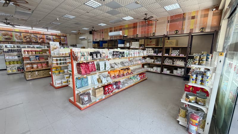 四海食品恆春門市 · 店內陳列